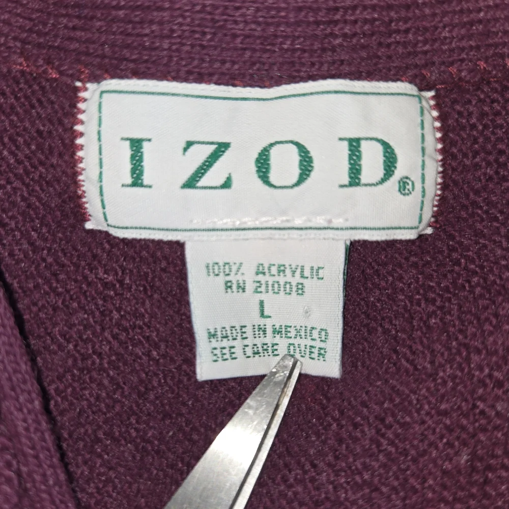 IZOD Vintage Large Knit Burgundy Sweater 4 Button Folded Cuffs Harry Potter Vibe - Picture 4 of 6